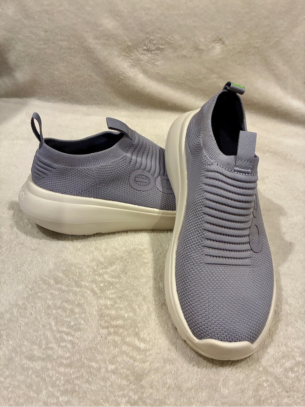 Oofos OOmy Zen Recovery Shoes - Spacedust/Chalk Colorway - Women’s Size 10